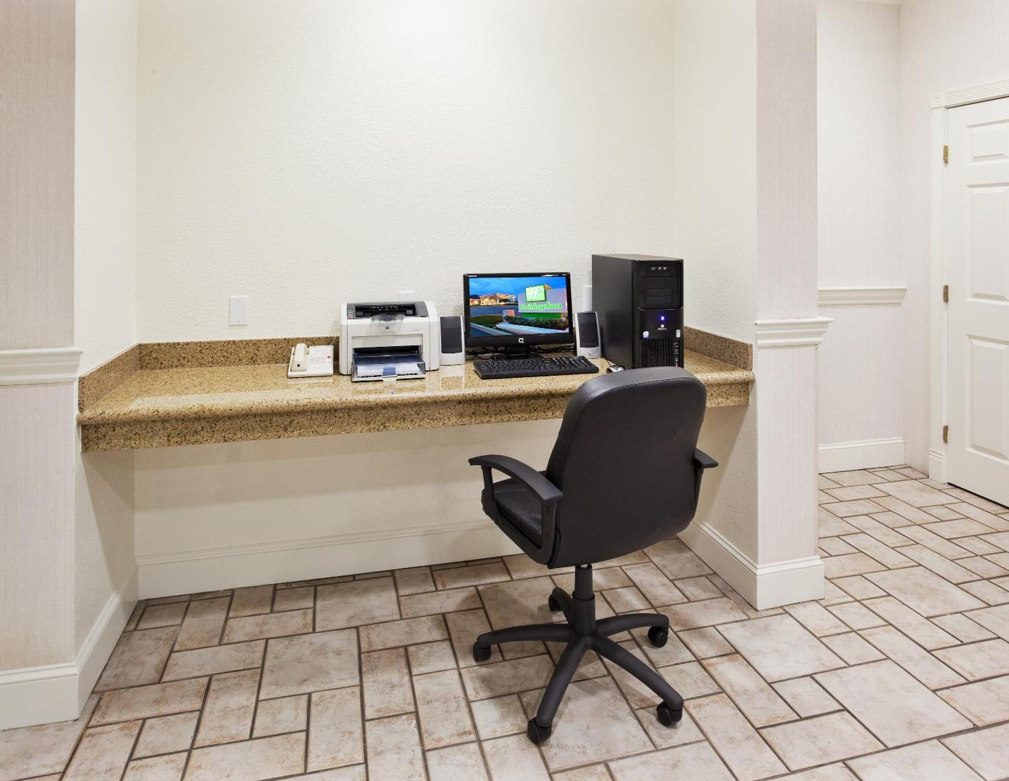 Holiday Inn Redding By Ihg Exterior foto