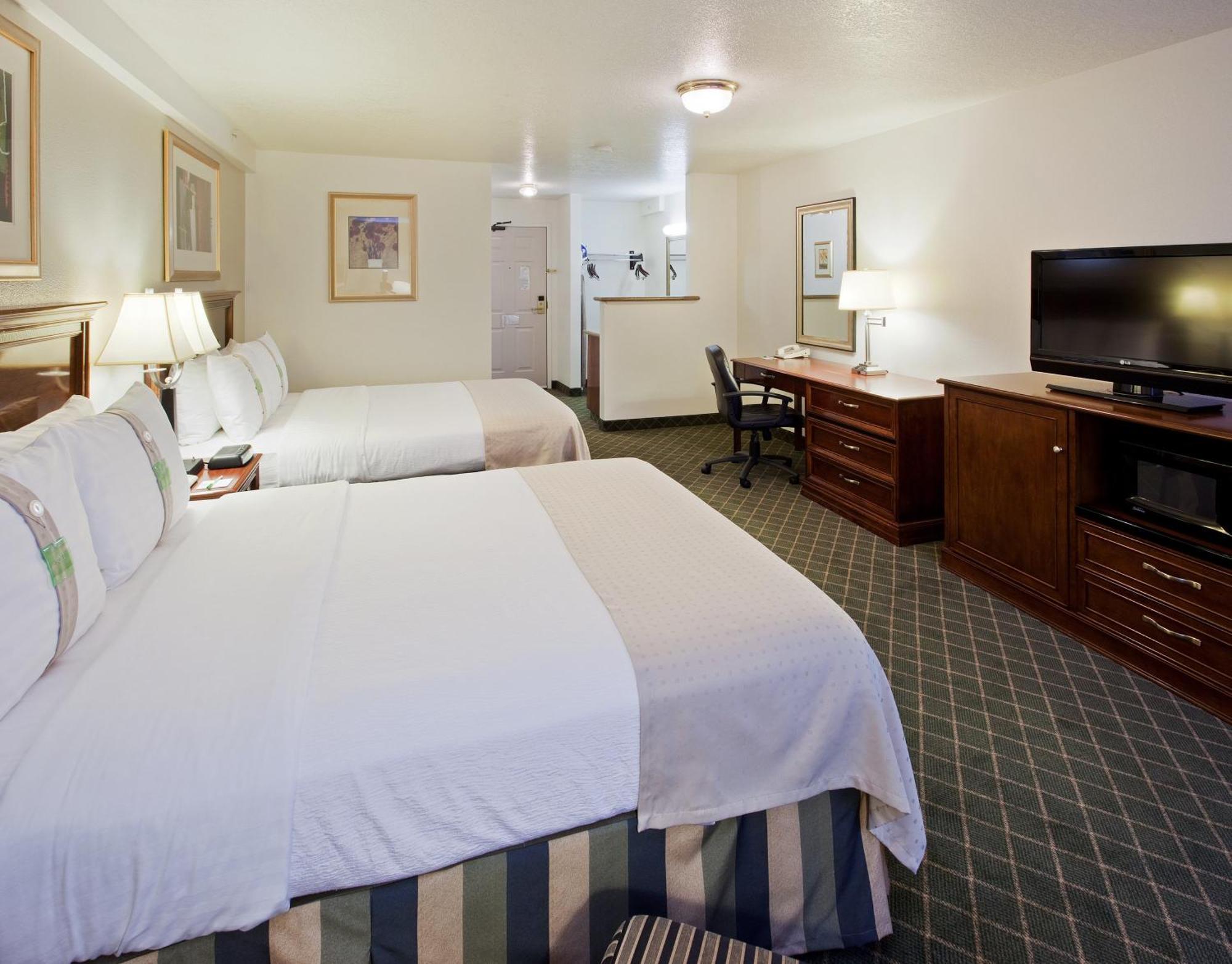 Holiday Inn Redding By Ihg Exterior foto